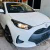 TOYOTA YARIS 2019 WHITE thumb 0