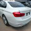 BMW 320i thumb 4