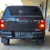 Toyota hilux thumb 11