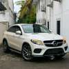 Mercedes Benz GLE350d thumb 0