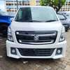 Suzuki Wagor stingly white 2018 thumb 0
