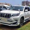 Toyota Land cruiser prado VXL white color 2018 thumb 0
