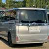 Toyota Voxy Silver Spacious Family Minivan thumb 8