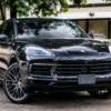 2020 Porsche Cayenne coupe thumb 0