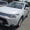 MITSUBISH OUTLANDER 2015MODEL 7 SEATER thumb 0