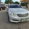 Toyota Crown thumb 4