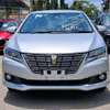 TOYOTA PREMIO 2019 thumb 8