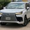 2020 Lexus LX600 thumb 7