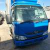 Hino Dutro boxbody thumb 2