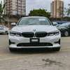 BMW 320i 2019 IM sport thumb 0