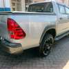 Toyota hilux double cabin thumb 3