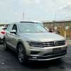volkswagen tiguan sunroof thumb 2