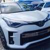 Toyota C-HR GR 2018 Sport thumb 2