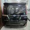 Toyota Noah Esquire hybrid thumb 2