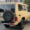Toyota land Cruiser V8 Hard top 2018 thumb 13