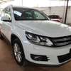 Volkswagen Tiguan white lounge 2017 thumb 1