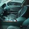 BMW 320i thumb 2