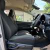 Toyota vitz thumb 8
