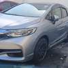 Honda Fit Shuttle hybrid Silver 2018 thumb 2