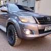 TOYOTA HILUX DOUBLE CAB MANUAL LOCALLY ASSEMBLED thumb 4