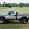 Toyota land cruiser pick up thumb 5
