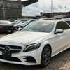 Mercedes benz C200 newshape thumb 9