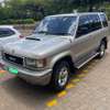 Isuzu Trooper Local Assembled 1997 Gold thumb 2