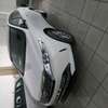 Toyota harrier newshape thumb 5