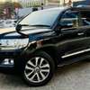 Toyota Land cruiser ZX V8 black color 2018 model thumb 6