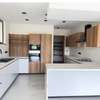 4 Bed Apartment with En Suite in Spring Valley thumb 3