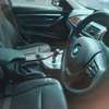 BMW 320i thumb 5