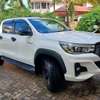 TOYOTA HILUX DOUBLE CABIN 2019MODEL thumb 2