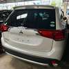Mitsubishi outlander thumb 3