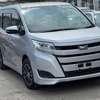 TOYOTA NOAH thumb 5