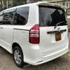 Toyota Noah KCQ thumb 4