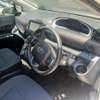 Toyota Sienta non hybrid thumb 2