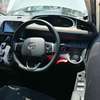 Toyota Sienta  2018 thumb 9