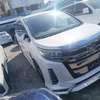 Toyota Noah hybrid WXB 2019 SI thumb 3