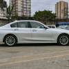 BMW 320i 2019 IM sport thumb 4