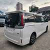 TOYOTA ESQUIREHYBRID,2019 2WD,(WE ACCEPT HIRE PURCHASE) thumb 2
