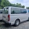 Toyota Hiace 2018 auto Diesel thumb 3
