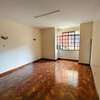 3 Bed Apartment with En Suite in State House thumb 5