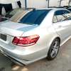 Mercedes-Benz E250 with sunroof thumb 6