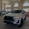 Toyota Hilux thumb 0