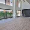 5 Bed Villa with En Suite in Lavington thumb 2
