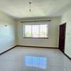 4 Bed Apartment with En Suite in Rhapta Road thumb 13