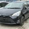 Toyota vitz black thumb 0