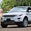 2014 range Rover evoque thumb 0