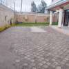 4 Bed House with En Suite in Ngong thumb 12