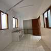 3 Bed Apartment with En Suite in Kilimani thumb 8